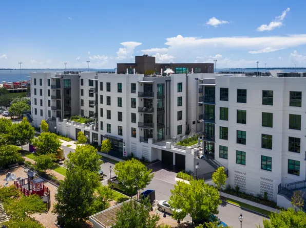 5 Gadsdenboro St #207, Charleston, SC 29401
