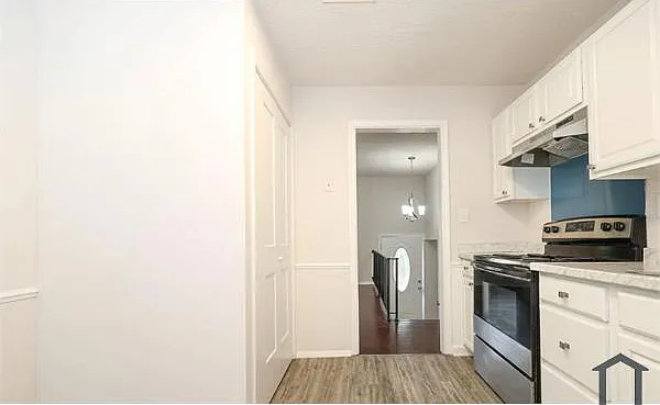 5001 Springview Rd — Photo 4