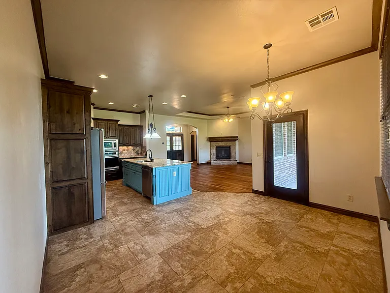 2114 Savona Ln — Photo 21