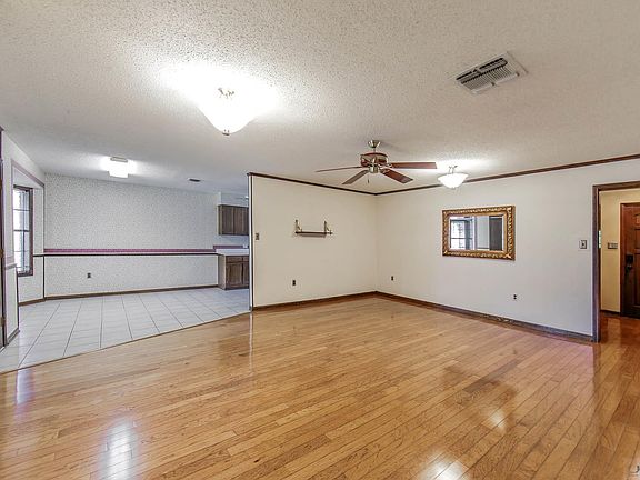2nd image of 1507 Saint Charles St