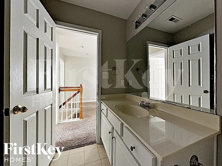 5705 Lindley Crescent Dr — Photo 14