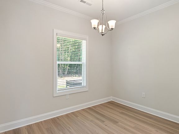 Dining area off kitchen