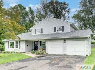 67 Hilltop Blvd, East Brunswick, NJ 08816