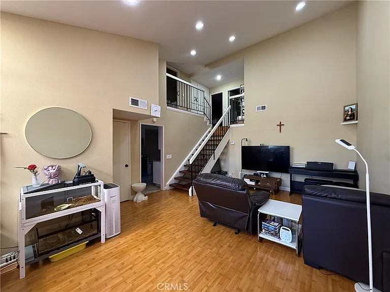 5815 Playa Way #84 — Photo 2