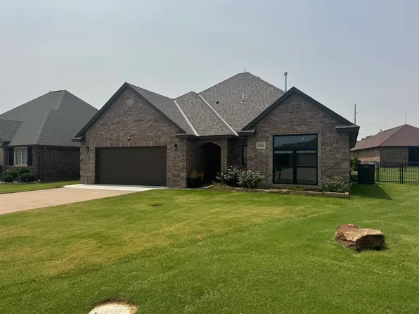 1104 Dalton Ct, Enid, OK 73703