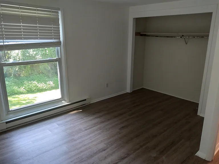 213 Grantwood Dr — Photo 23