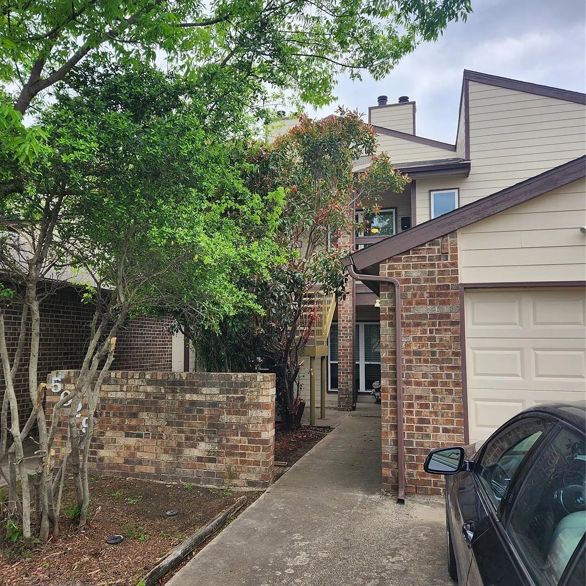 3 bed, 1361 sqft, $1,650 — Photo 2