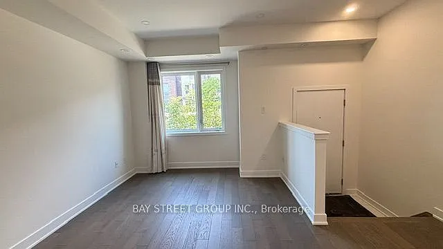 35 Frederick Tisdale Dr — Photo 2