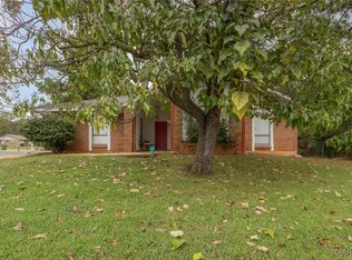 576 Dunbarton Rd, Montgomery, AL 36117