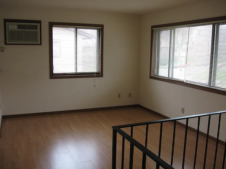 814 Brandie Rd — Photo 8