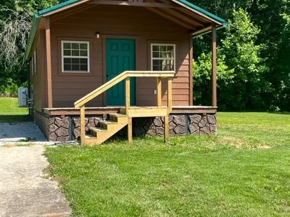 1177 Halls Ck Rd, Waverly, TN 37185