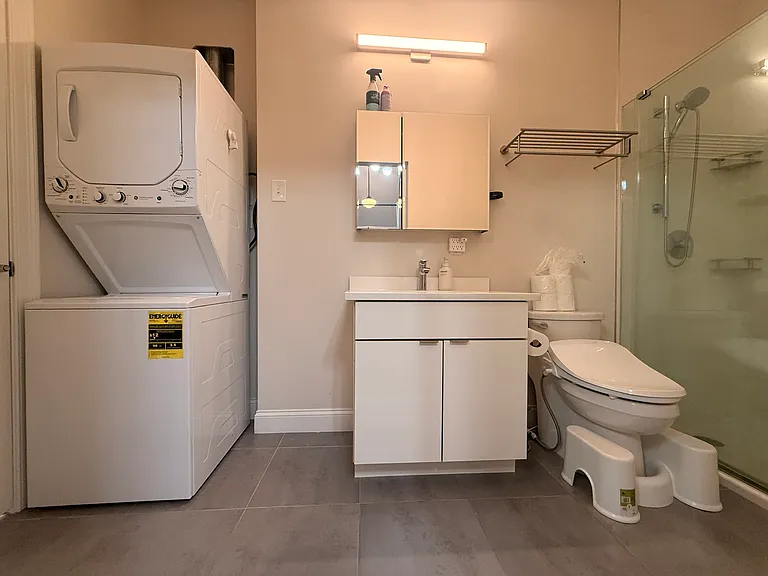1022 Hancock St #304 — Photo 10