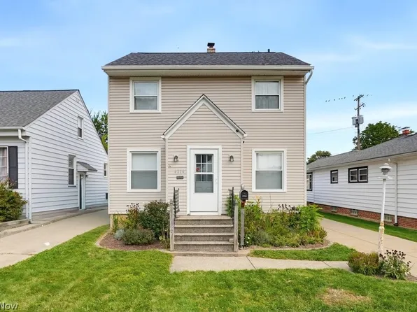 4214 Longwood Ave, Parma, OH 44134