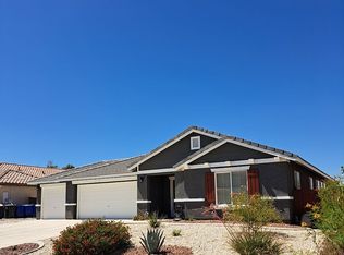 13590 Copperstone Dr, Victorville, CA 92392