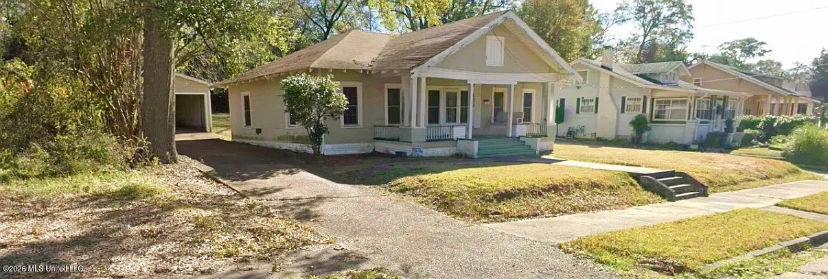 3 bed, 1320 sqft, $1,120 — Photo 3