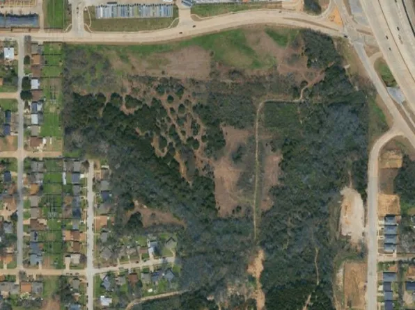 6 NW 20th St, Grand Prairie, TX 75050
