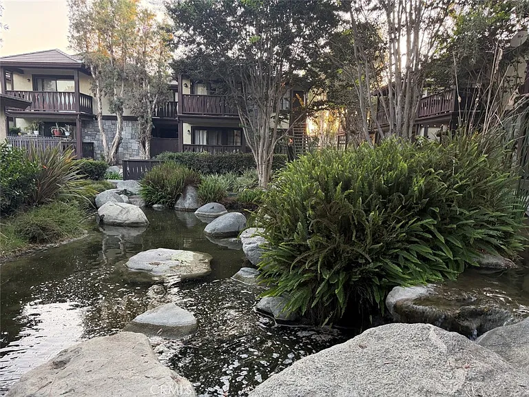 12394 Rock Springs Ct — Photo 9
