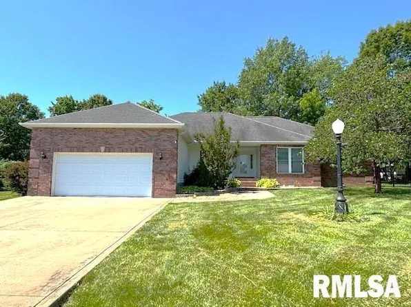 306 Breeze Dr, Carterville, IL 62918