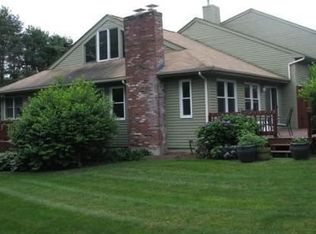8 Country Club Ln #A, Milford, MA 01757