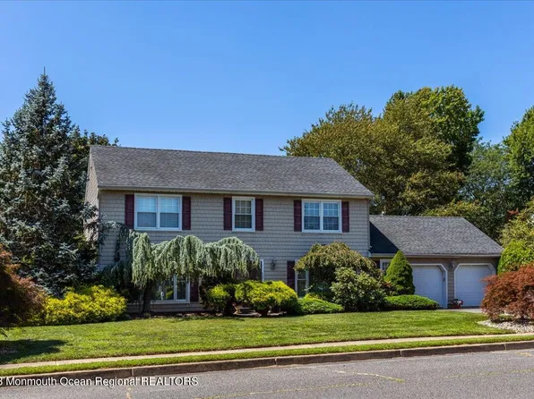 61 Bampton Place, West Long Branch, NJ 07764