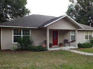 147 Crestwood Ave, Palatka, FL 32177