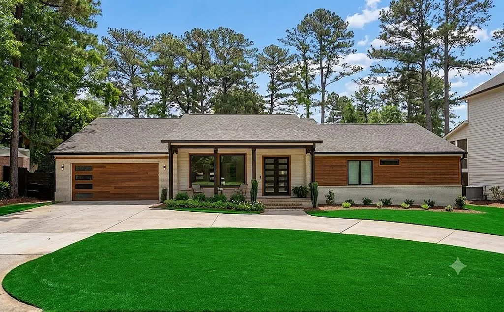5 bed, 3.5 bath, 3200 sqft, $7,500 — Photo 3