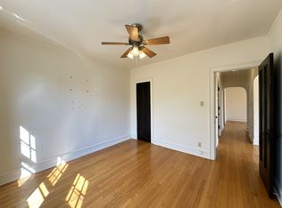 4301 N Francisco Ave #2, Chicago, IL 60618