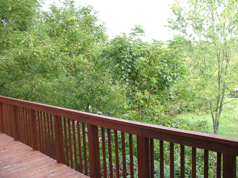2284 McKees Rocks Rd — Photo 9