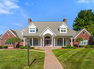 5 Elizabeth Way, Lynnfield, MA 01940