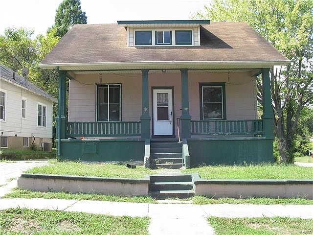 1st image of 811 S Benton St
