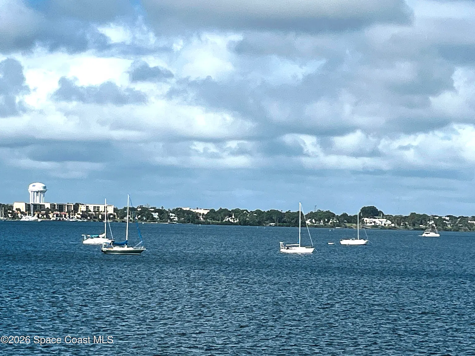 500 Sail Ln — Photo 2