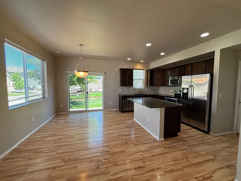1902 Winamac Dr — Photo 6