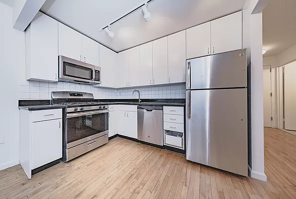 Rented by The Downtown LLC | media 4