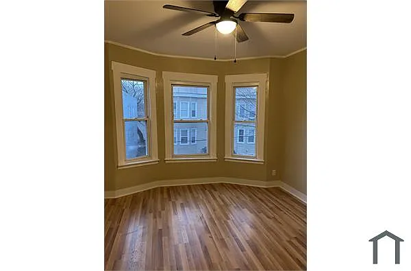 Building Photo - 257 Newhall St #3