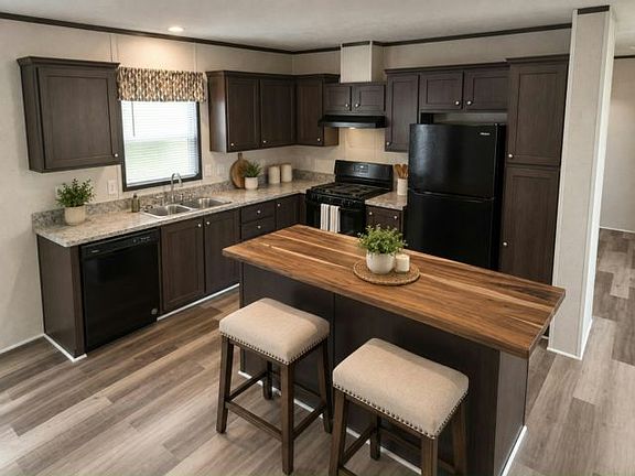 3rd image of 293 Mallard Ln #293