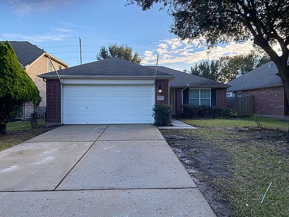 5th image of 12019 Piney Bend Dr
