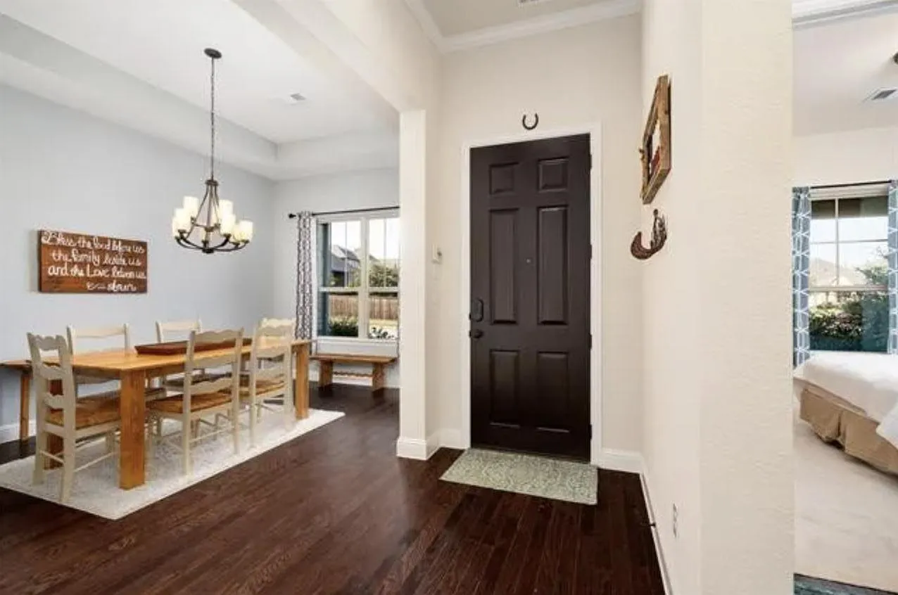 4 bed, 3.5 bath, 3126 sqft, $3,650 — Photo 4