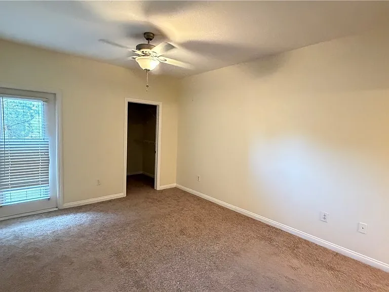 4400 S Jones Blvd #2129 — Photo 12