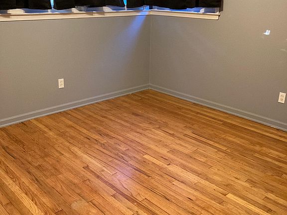 Bedroom #1 - 10 x 10