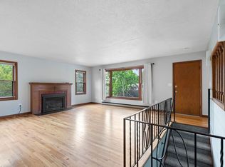 6409 SE Belmont St, Portland, OR 97215