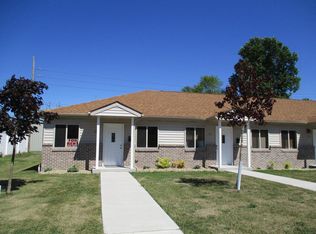 109 S 10th St, Chesterton, IN 46304
