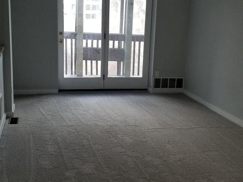 Living room with view of the city