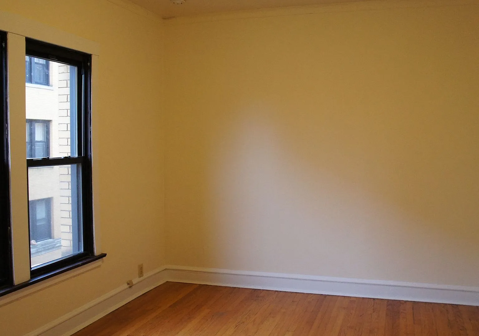 2418 Sawyer LLC — Photo 4