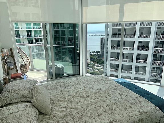 5th image of 1300 Brickell Bay Dr #26