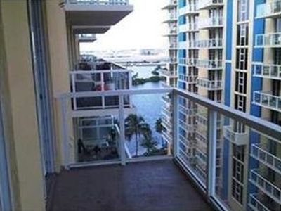 5091 NW 7th St APT 1011, Miami, FL, 33126