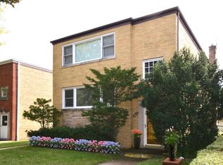 4825 Crain St, Skokie, IL 60077