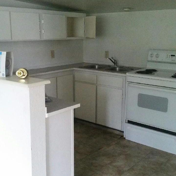 2nd image of 416 2nd Ave SE