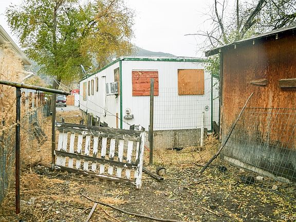 2nd image of 614 Vine St