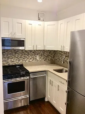 Rented by Compass | media 31