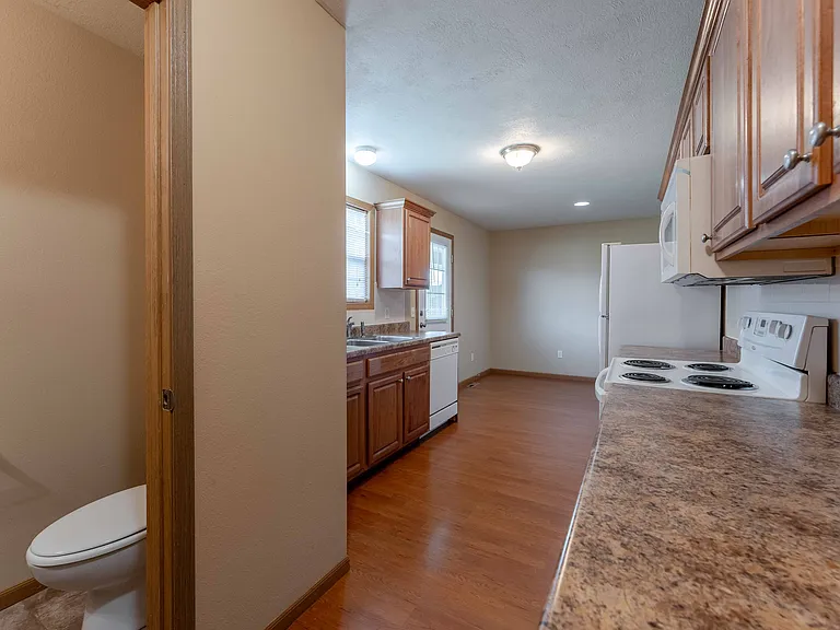 Oakwood Heights Townhomes — Photo 135